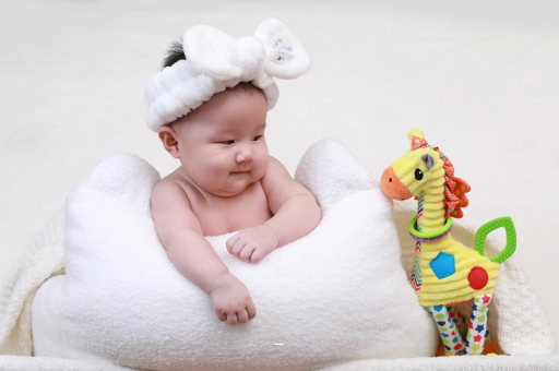 张北宝宝几个月翻身 张北宝宝几个月翻身